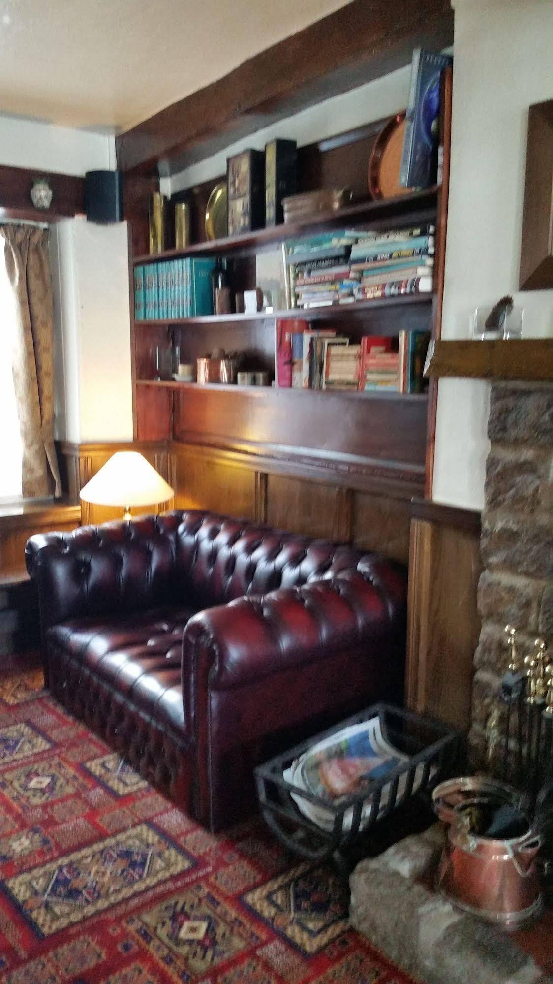The Cromwell Arms Inn Bovey Tracey Buitenkant foto